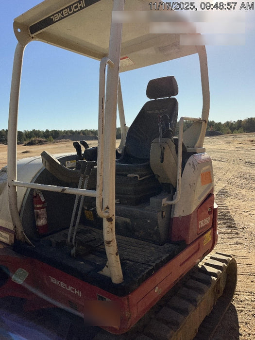 2019 TAKEUCHI TB260