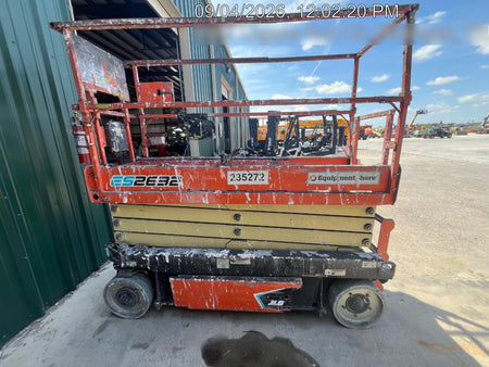 2022 JLG ES2632