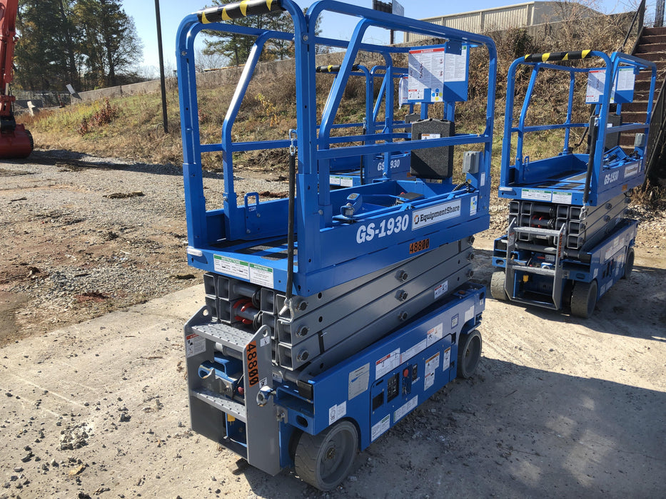 2019 Genie GS-1930 Fixed Rails with Chain Entry