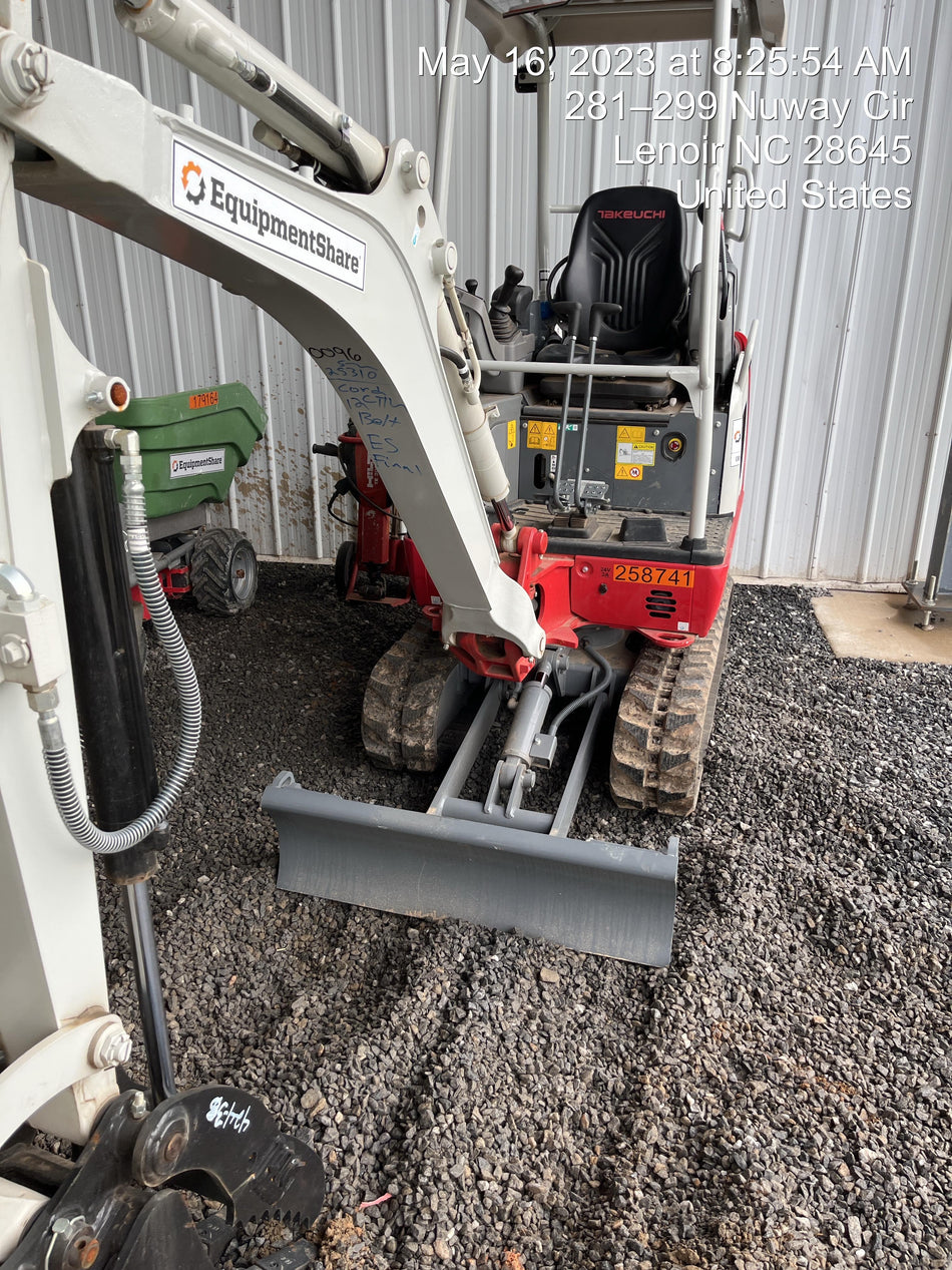 2022 TAKEUCHI TB20e