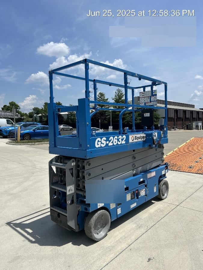 2022 GENIE GS-2632