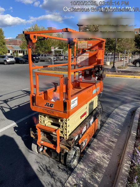 2021 JLG ES1932