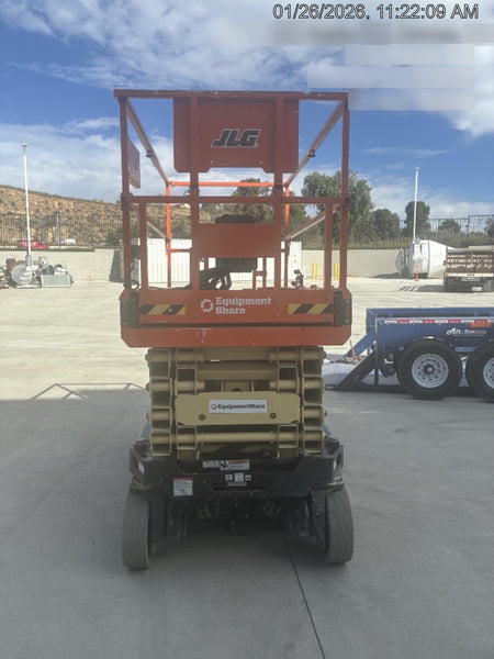 2022 JLG ES3246