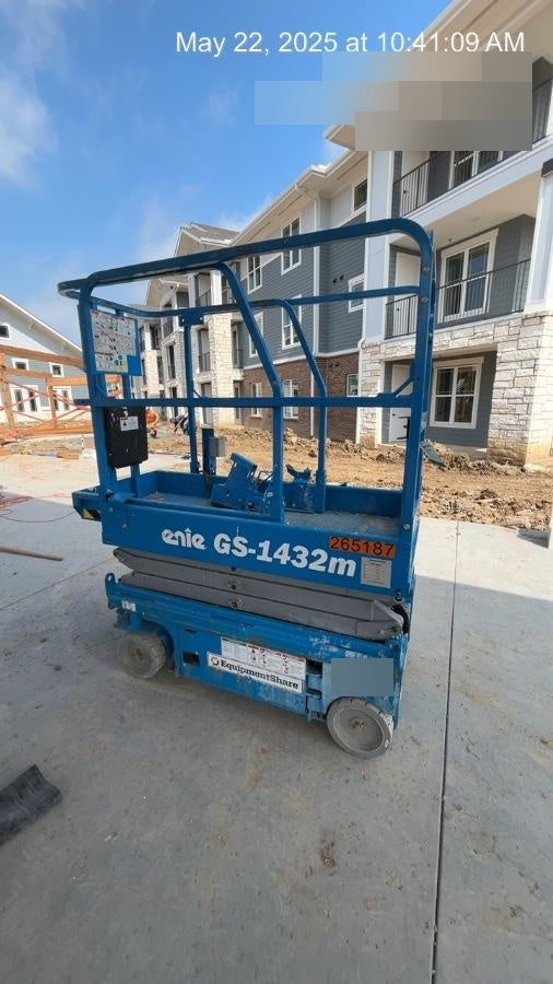 2022 GENIE GS-1432