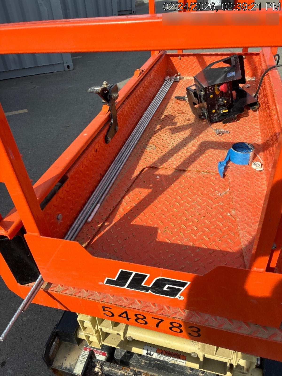 2025 JLG ES1932