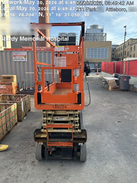 2021 JLG ES1932