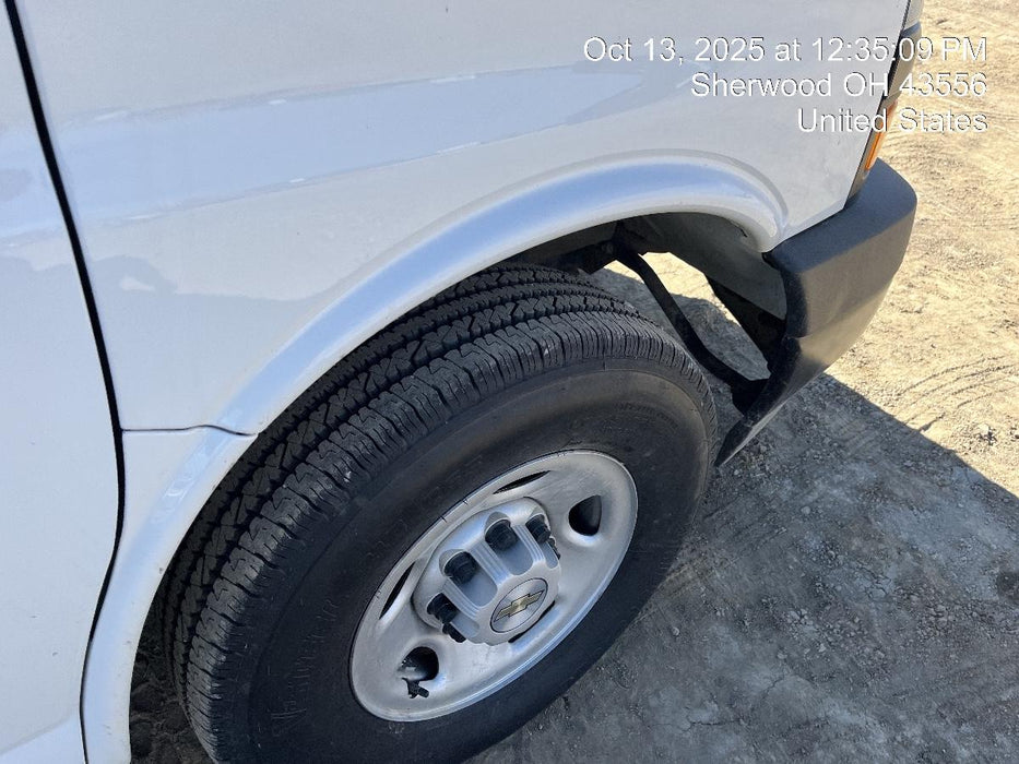 2023 CHEVROLET Express Van - Rental