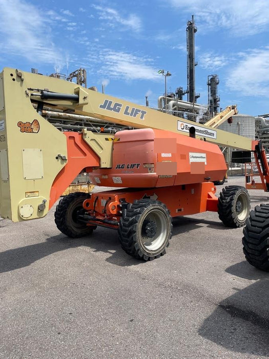 2019 JLG 800AJ