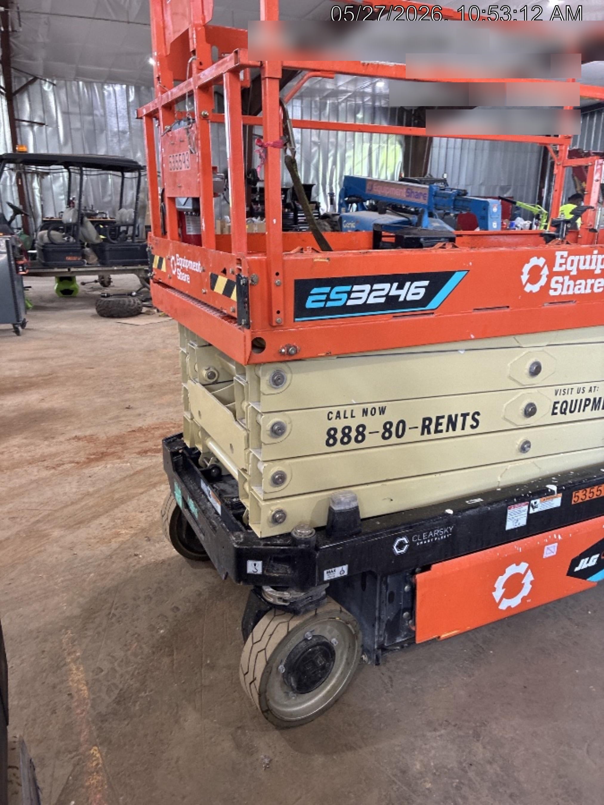 2025 JLG ES3246