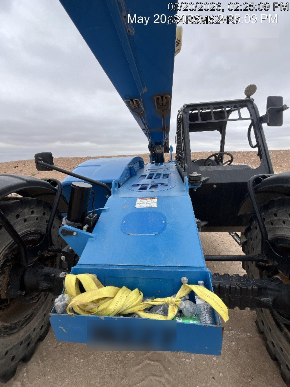 2018 Genie GTH-844 GTH-844 w/Open ROPS, Solid Tires, beacon/work lights, 60" carriage/forks