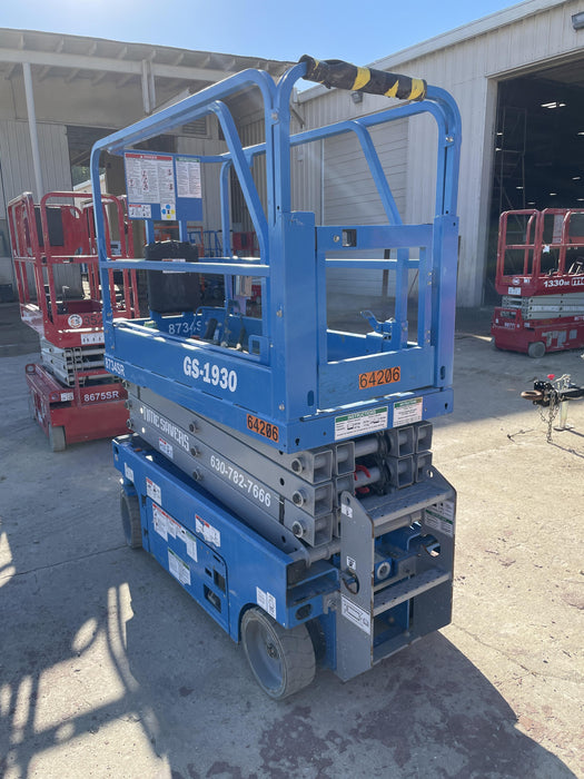 2020 Genie GS-1930 Solid Non Marking Tires, Beacon, Folding rails with half height swing gate