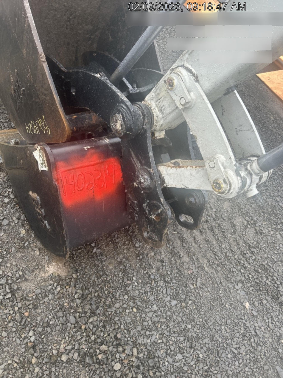 2025 TAKEUCHI 24" Bucket Takeuchi