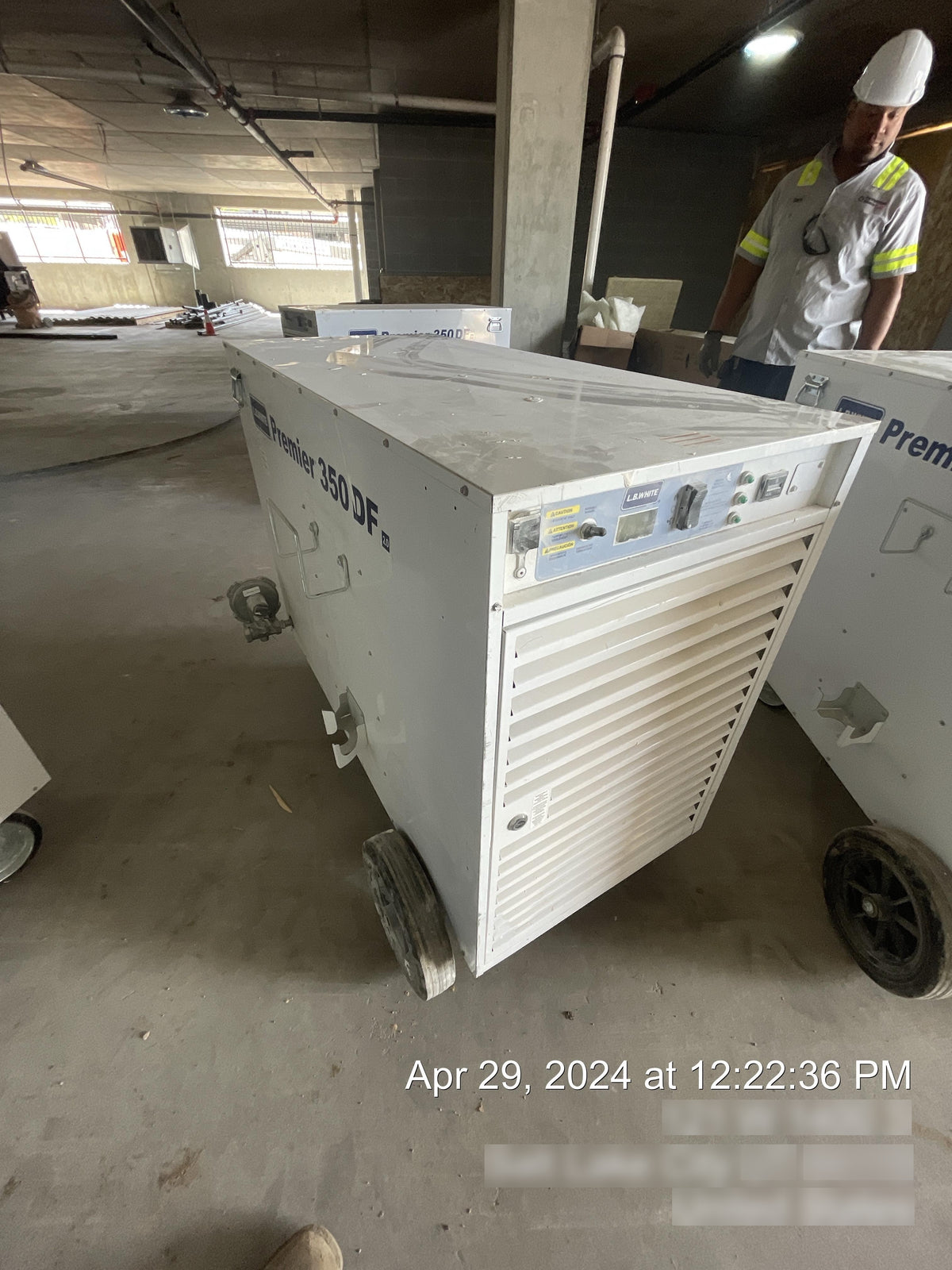 2023 LB WHITE Premier 350 DF 2.0 LINK
