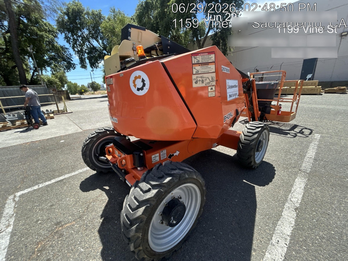 2022 JLG 340AJ