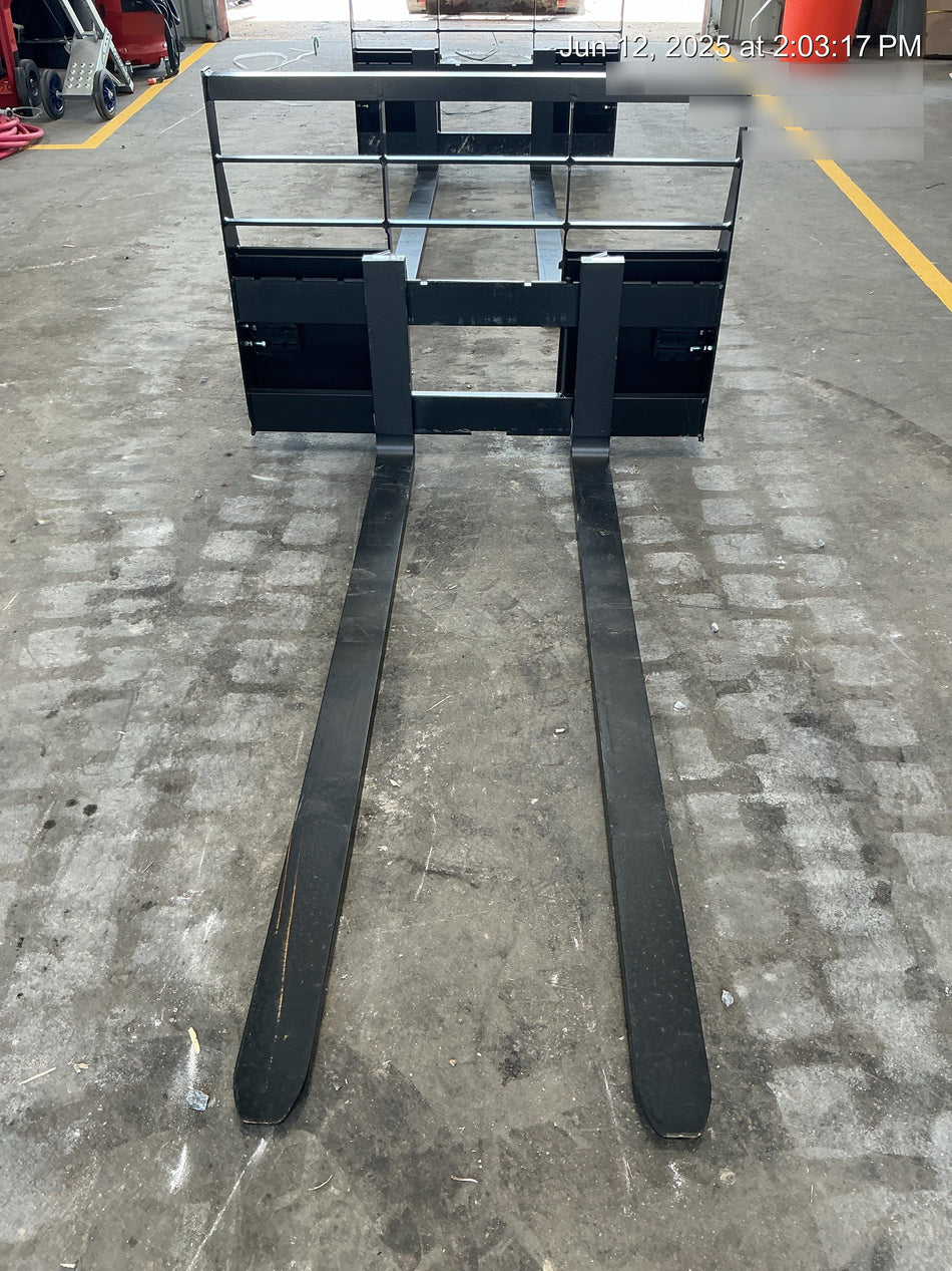 2025 ARROW MATERIAL HANDLING F5100CB - 72"