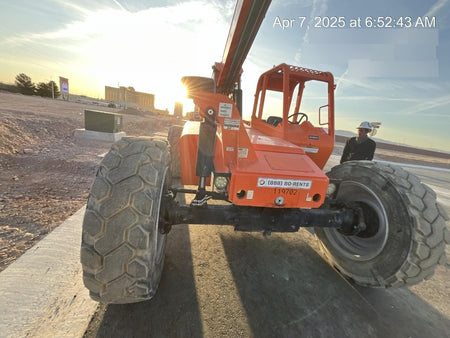 2021 SKYTRAK 8042