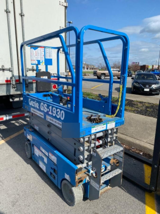 2018 Genie GS-1930 Genie GS-1930 w/Fixed Rail, Chain Entry