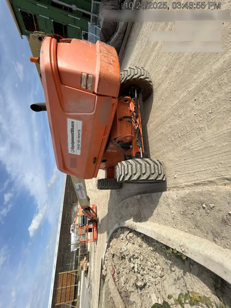 2019 JLG 660SJ