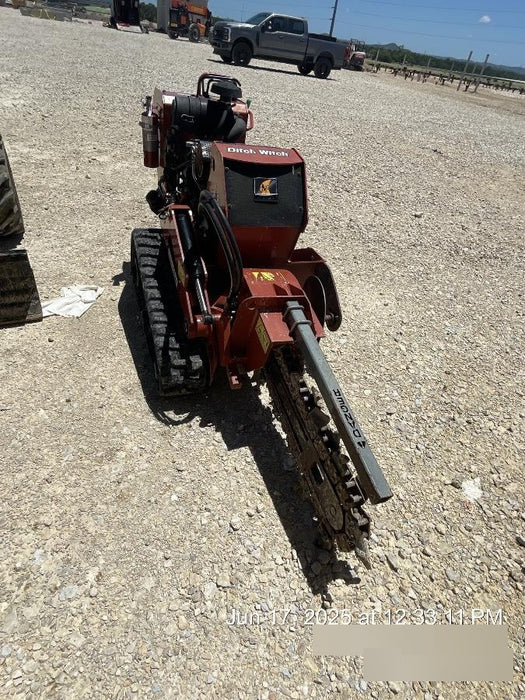 2018 DITCH WITCH C24XA