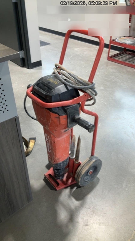 2023 HILTI TE 3000-AVR