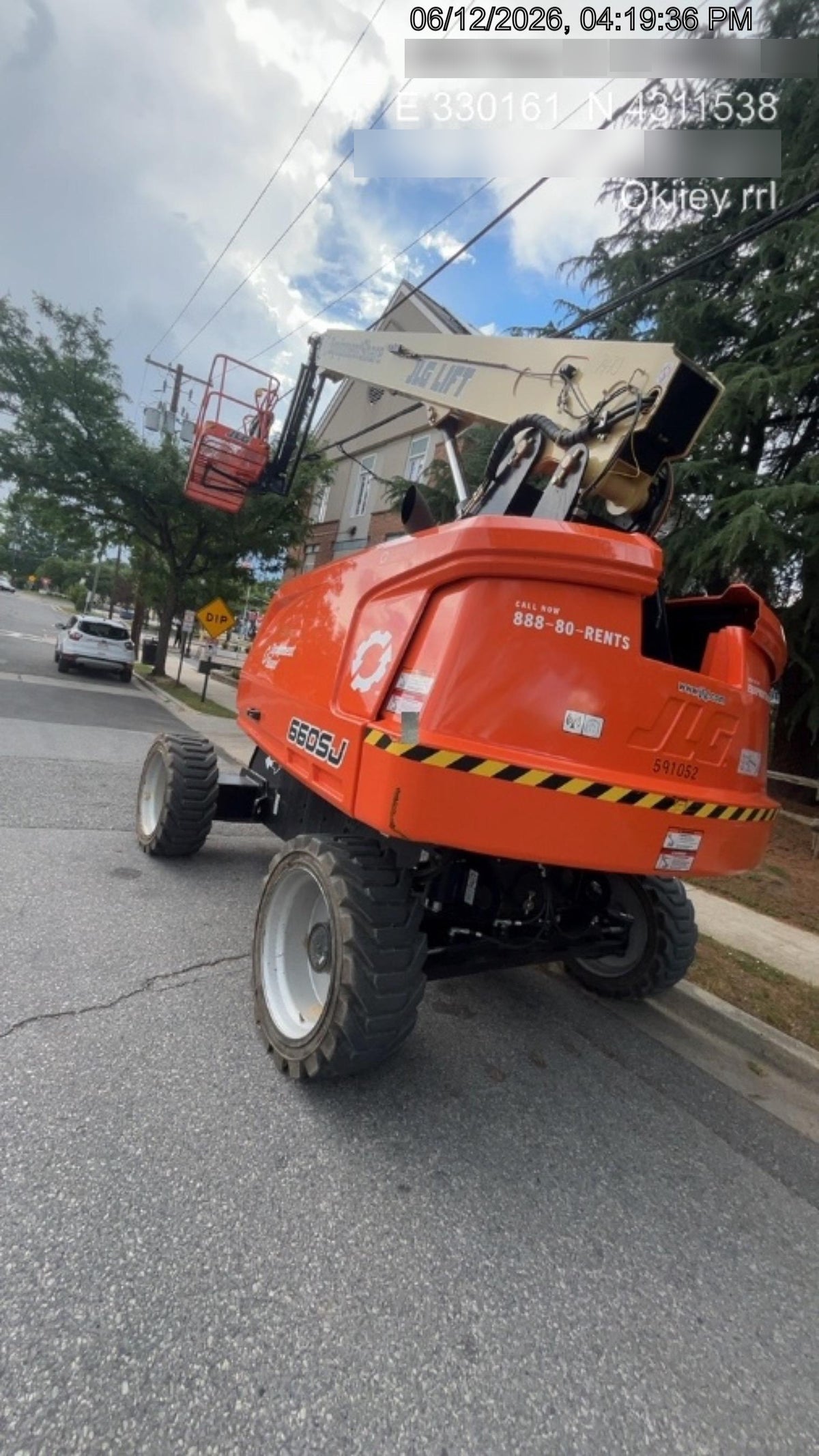 2025 JLG 660SJ
