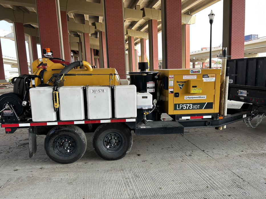 2023 VAC-TRON LP573XDT