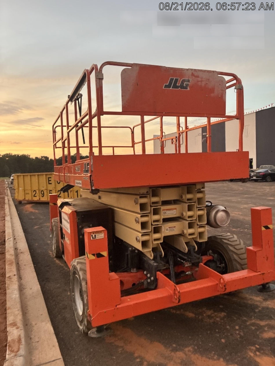 2019 JLG 430LRT