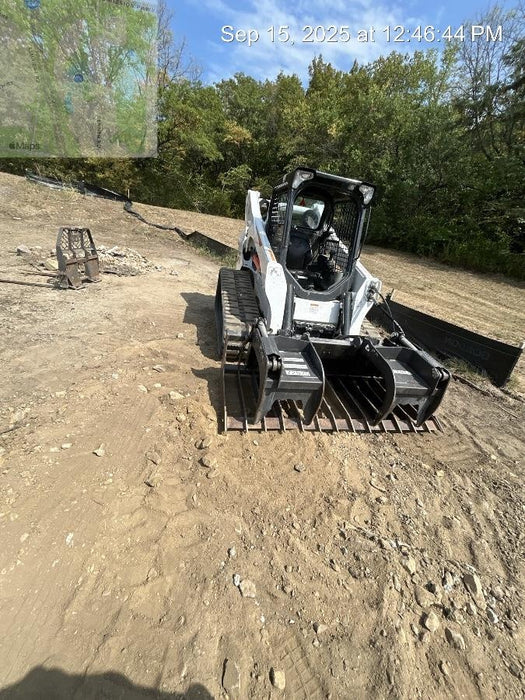 2015 CASE Grapple Bucket Skid Steer - Case