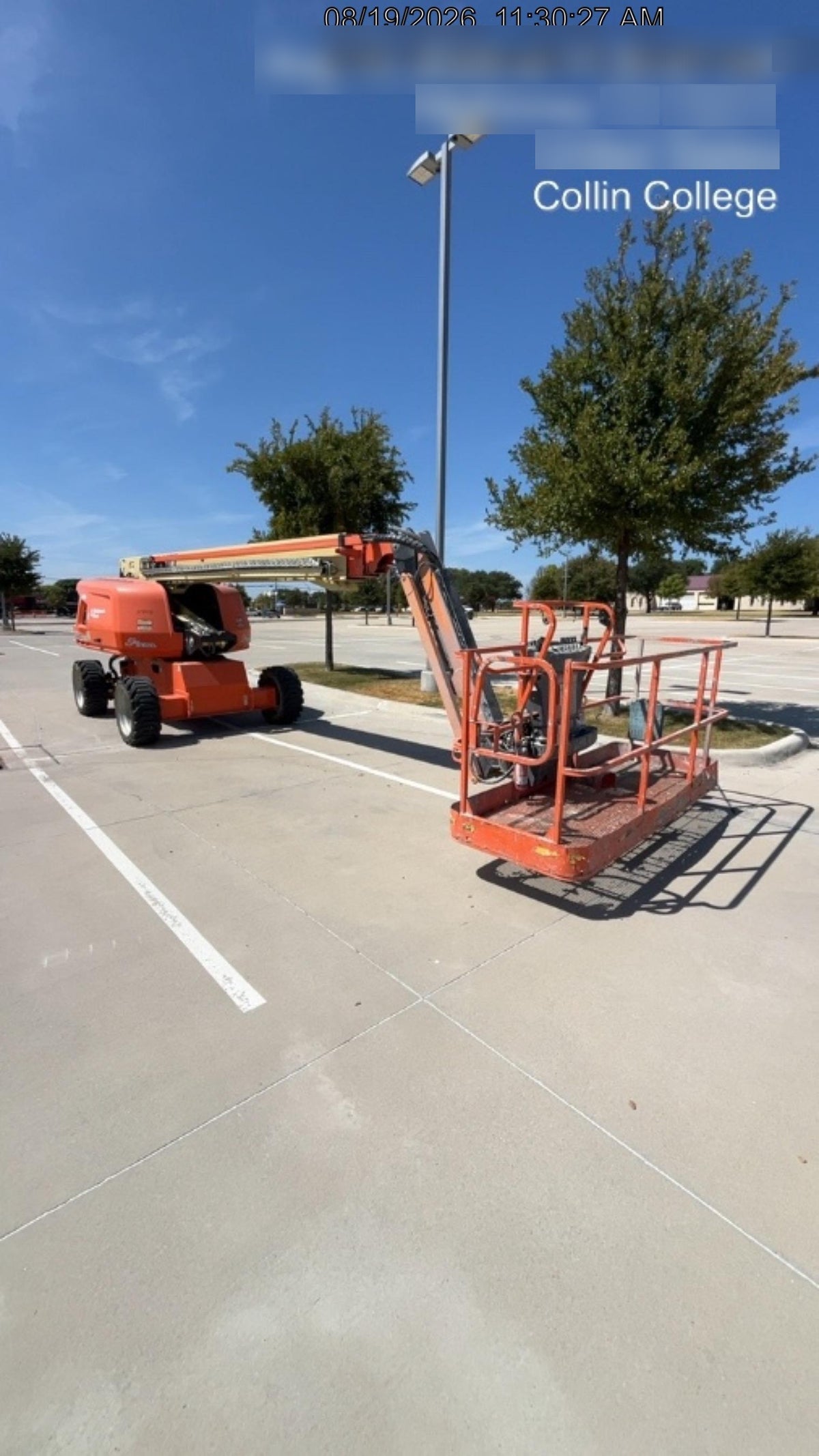 2022 JLG 660SJ