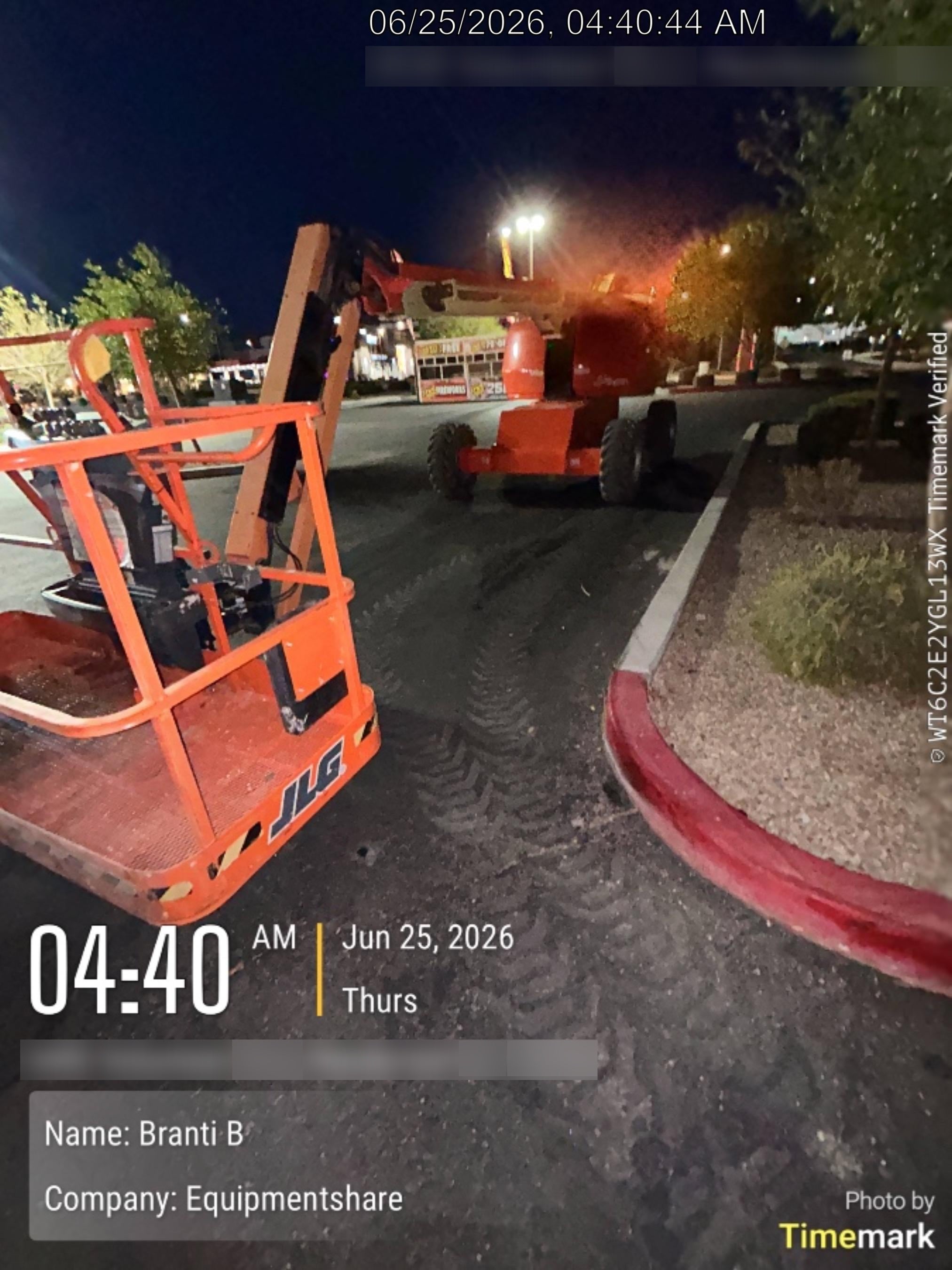 2023 JLG 460SJ