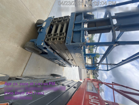 2019 Genie GS-2632 Folding rails with half height swing gate