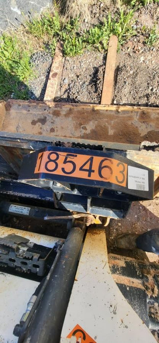 2021 TAKEUCHI 48" Pallet Forks - Takeuchi