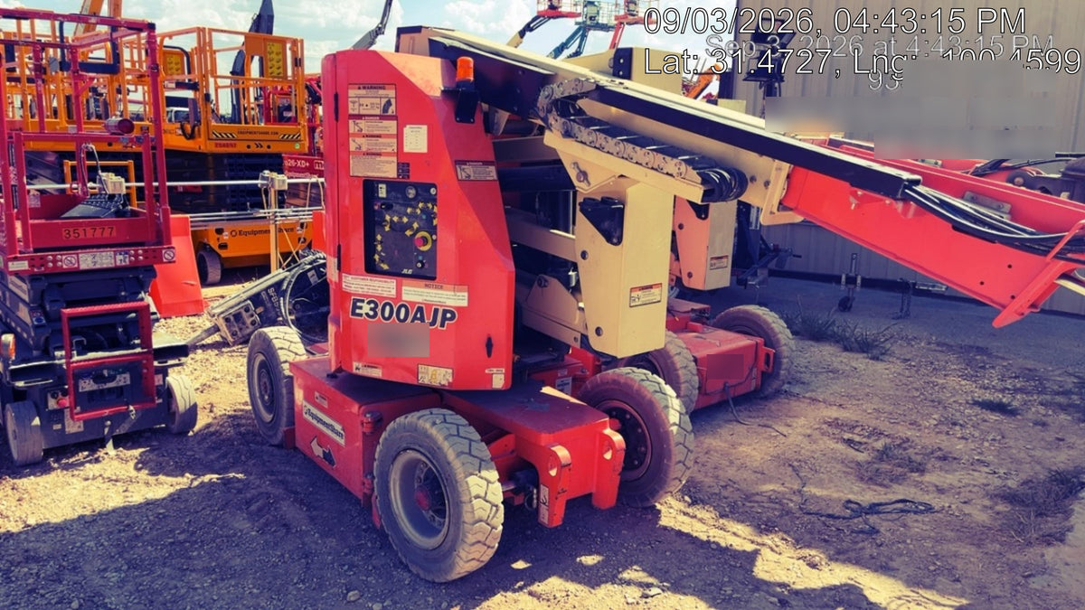 2019 JLG E300AJP
