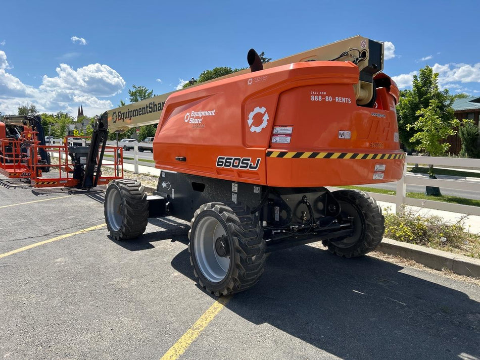 2025 JLG 660SJ