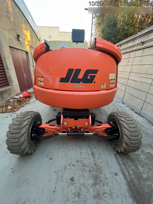 2019 JLG 450AJ