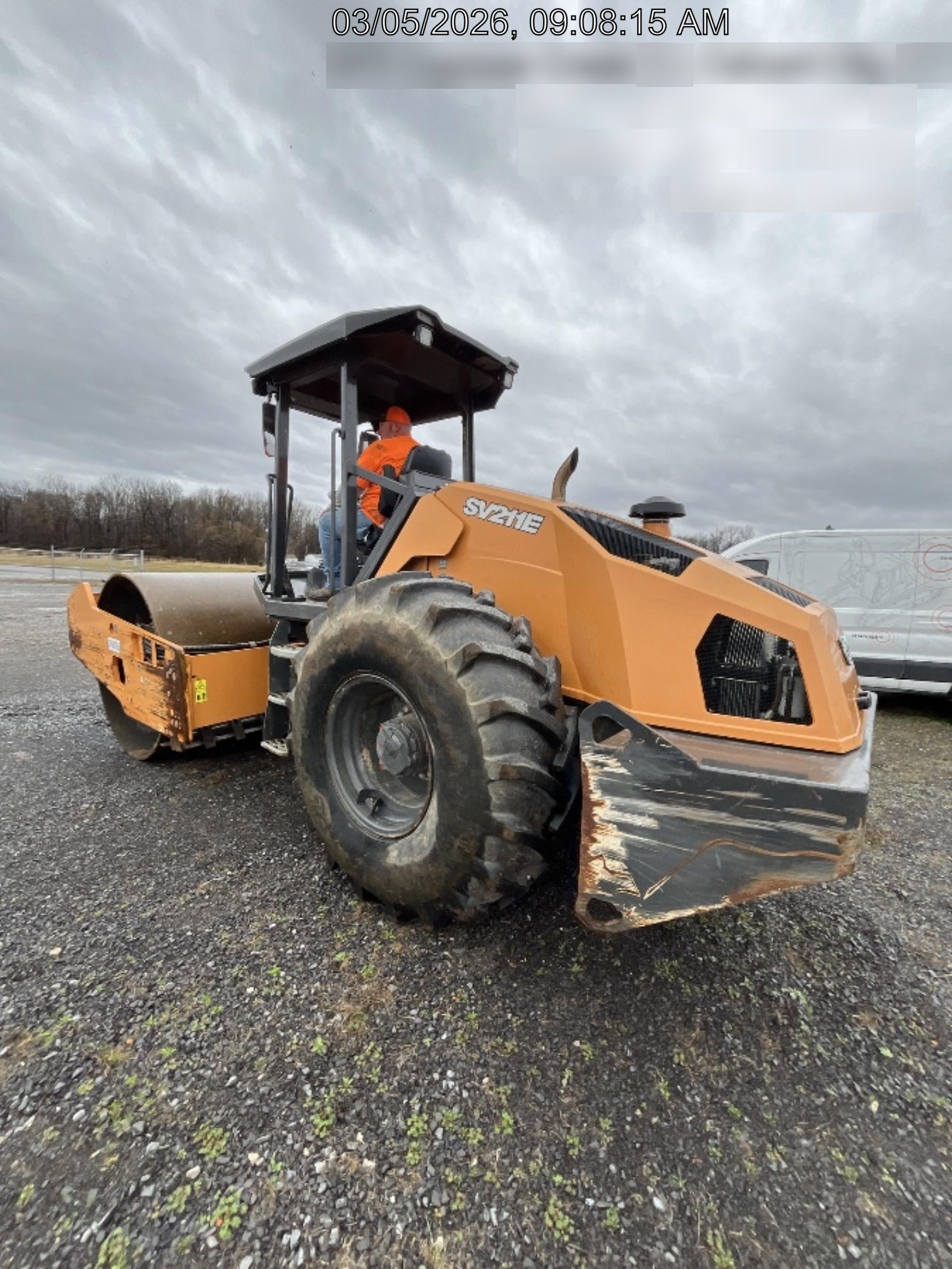 2023 CASE SV211E