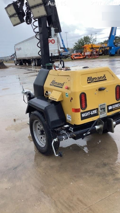 2022 Allmand NLV3GR (4) LED Light Fixture 350W, 23' Vertical Mast, 3kW Prime, Towable, ES Decals, T3