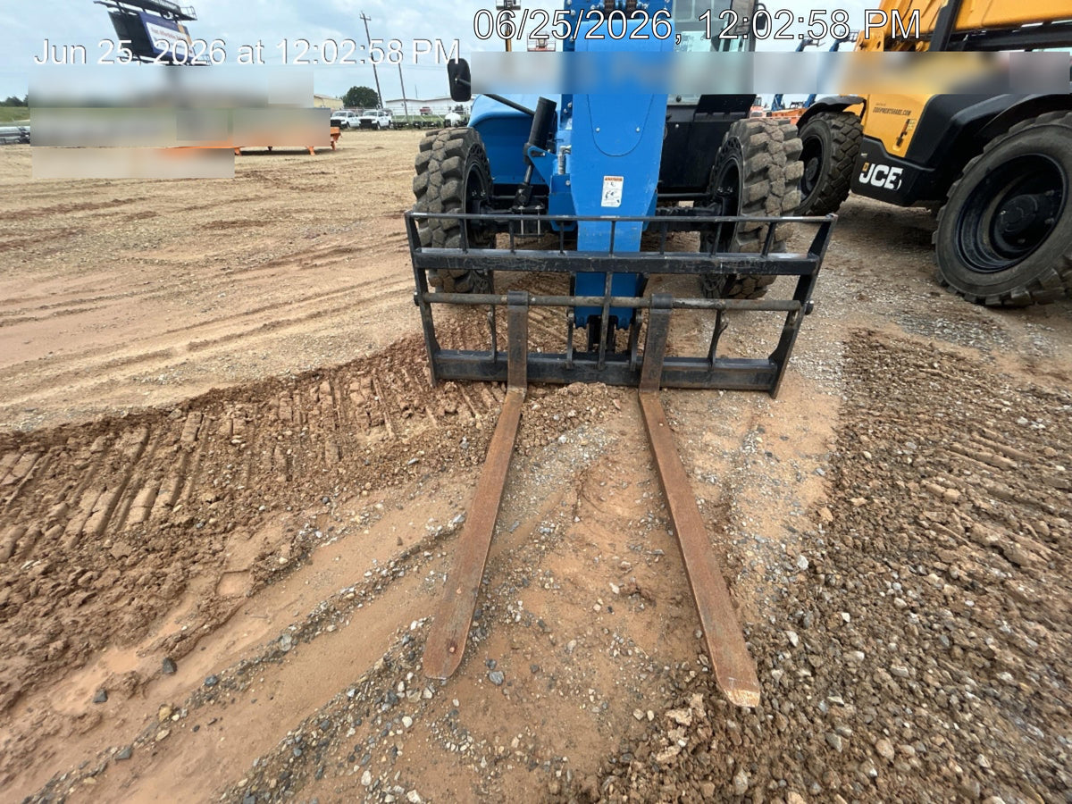 2022 GENIE GTH-844