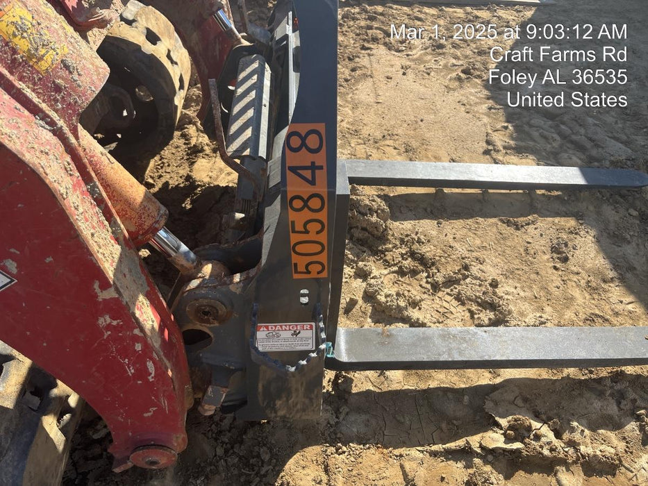 2023 SOLESBEE 48" Pallet Forks - Solesbee