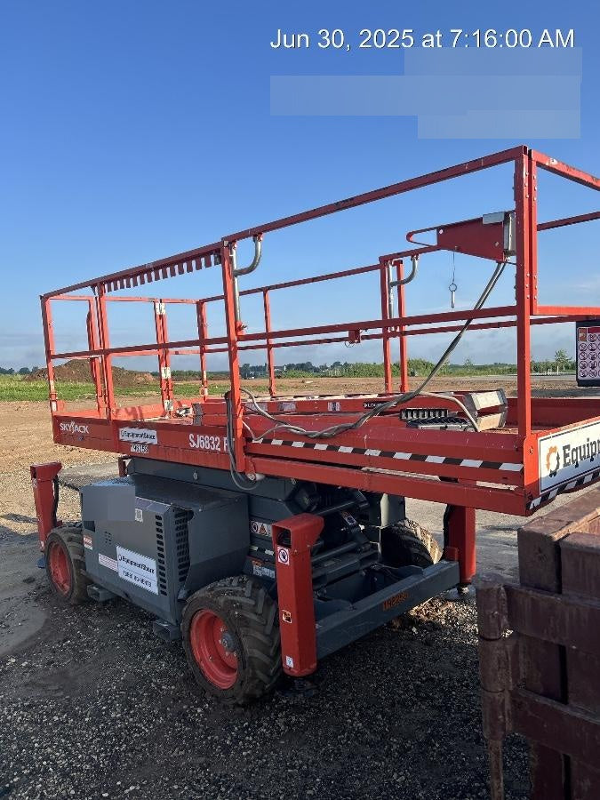 2021 SKYJACK SJ6832 RT