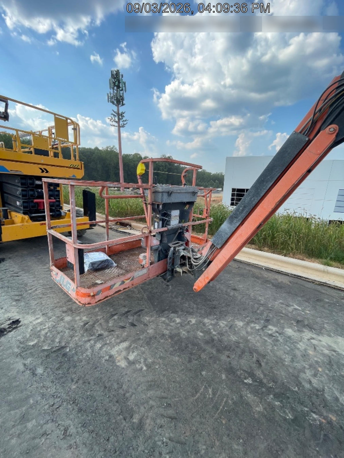 2021 JLG 460SJ