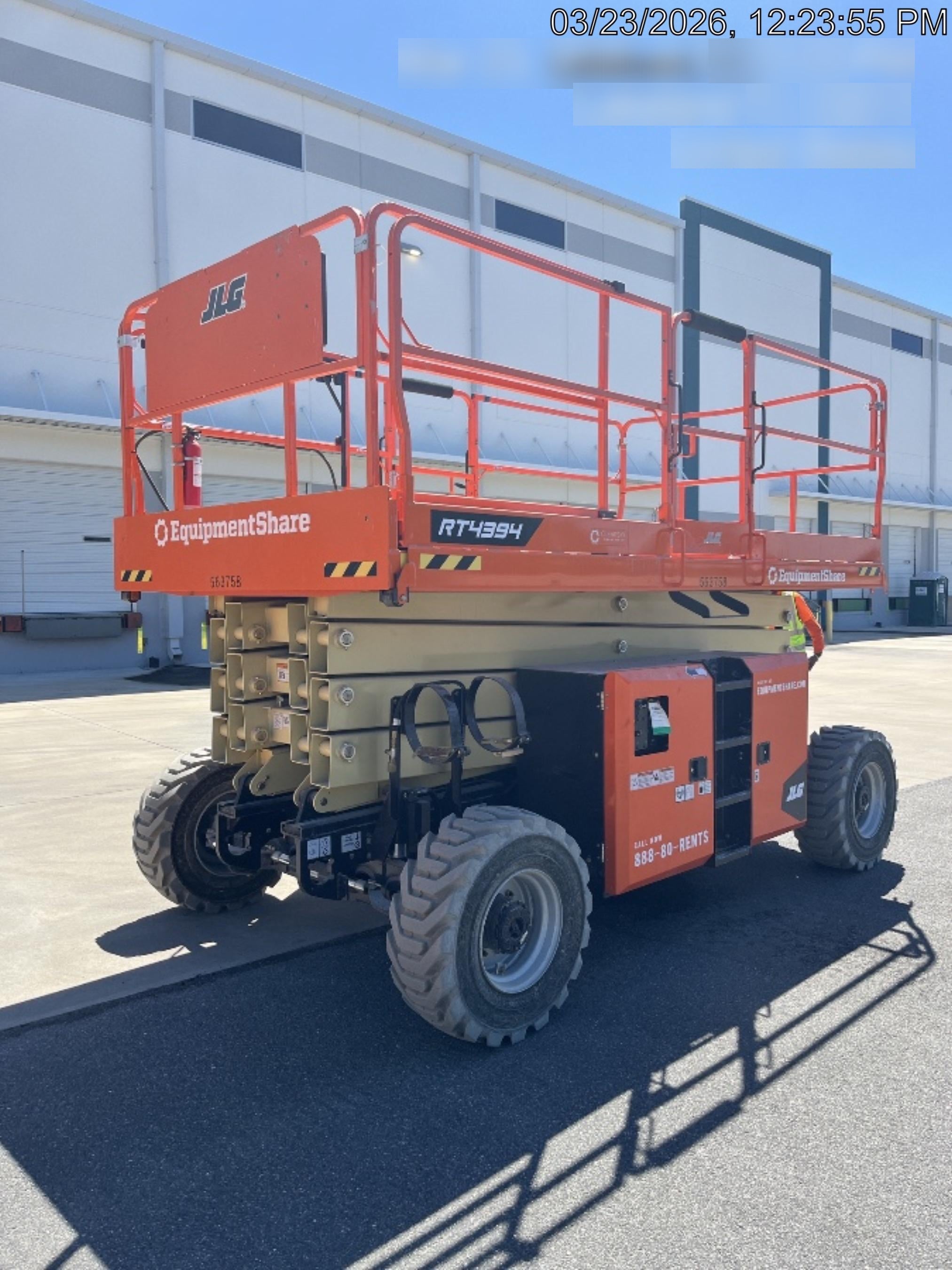 2025 JLG RT4394