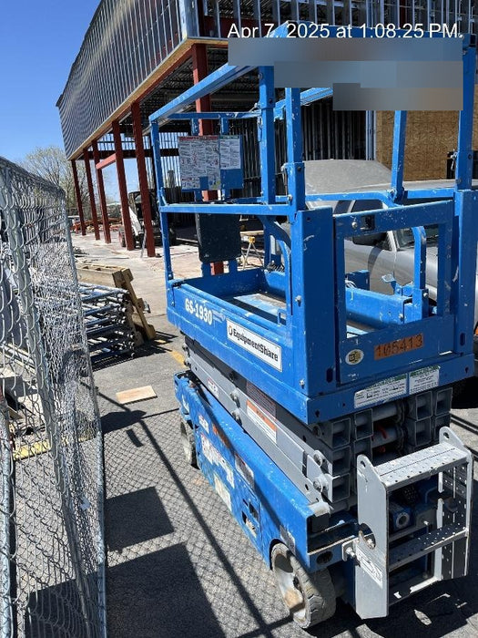 2020 Genie GS-1930 Solid Non Marking Tires, Beacon, Folding rails with half height swing gate