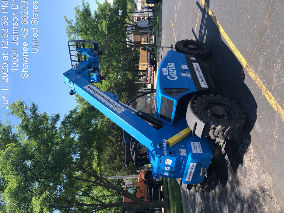 2020 Genie GTH-5519 Cab/Heat/Air, Solid Tires, Work Lights, Beacon, Aux Hydraulics, Back up Alarm