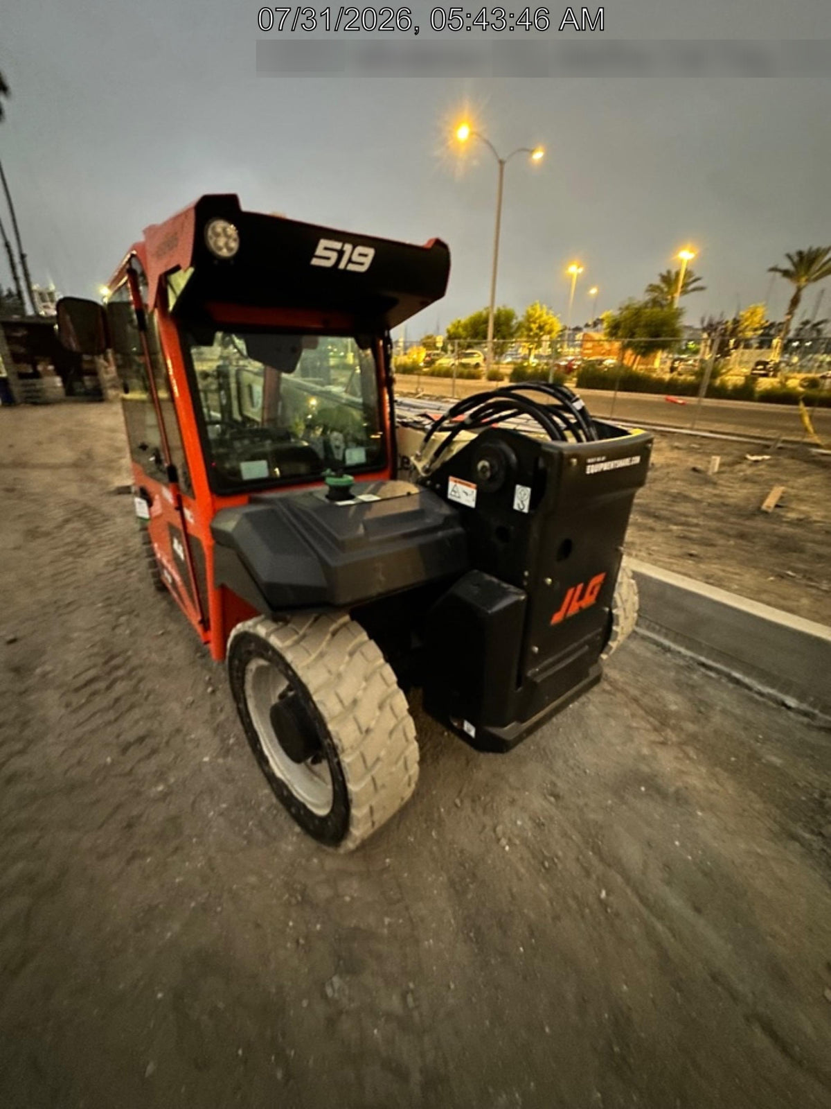 2025 JLG 519