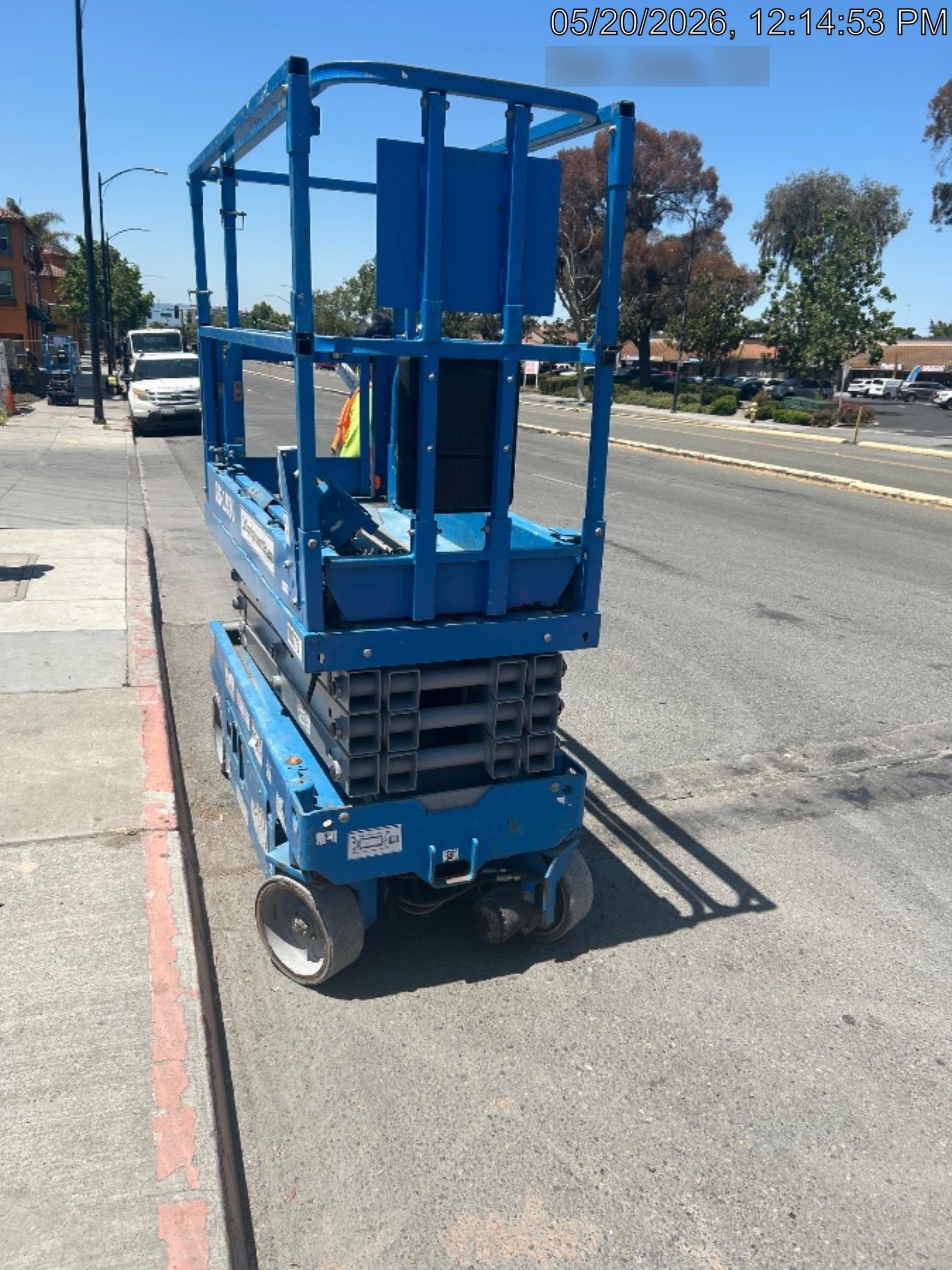 2020 Genie GS-1930 Solid Non Marking Tires, Beacon, Folding rails with half height swing gate, 800W Inverter