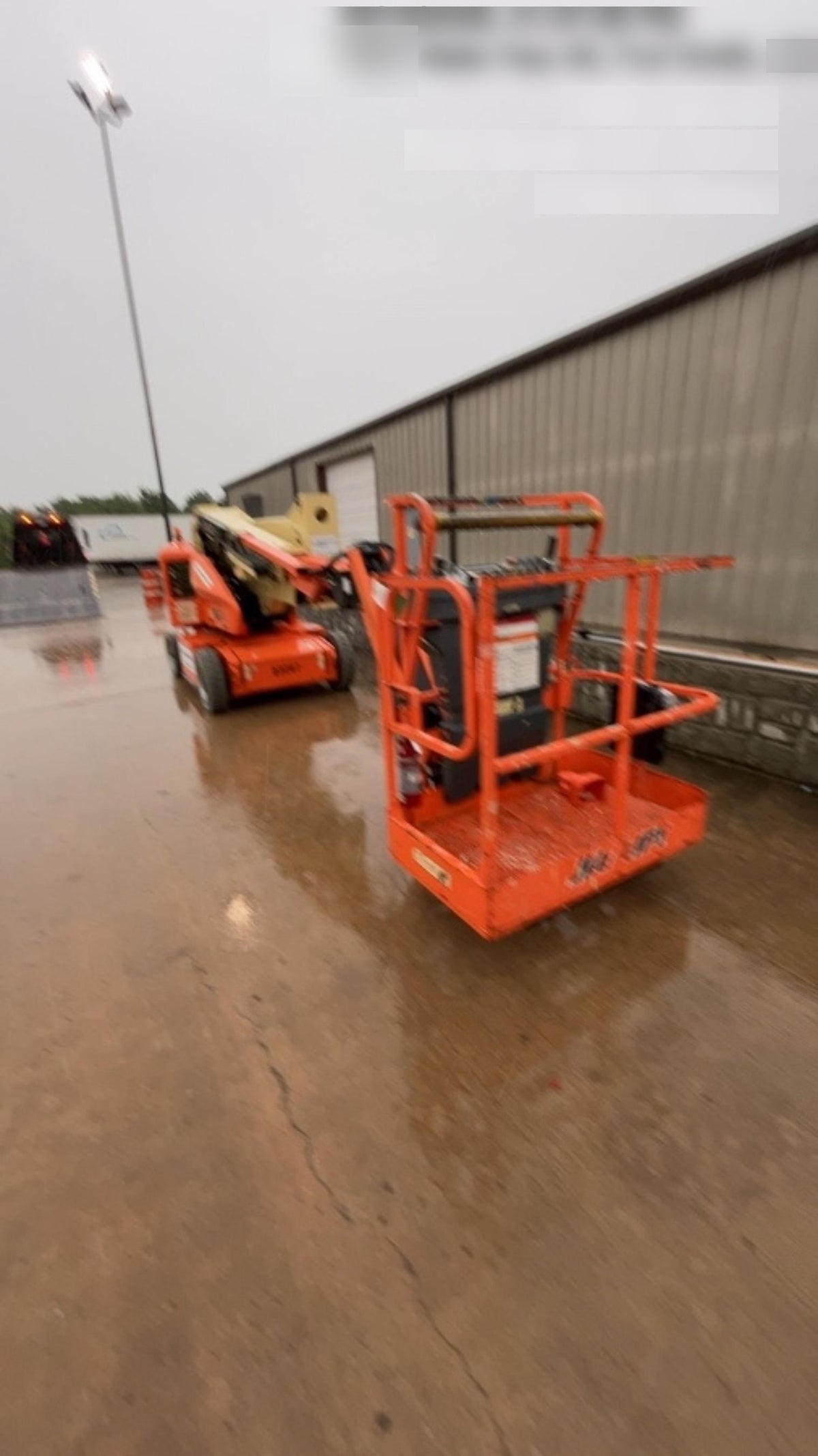 2019 JLG E400AJPN