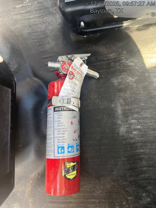 2024 CHEVROLET Express Van - Rental