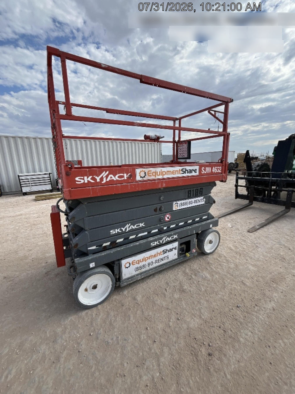 2018 Skyjack SJIII-4632 Skyjack SJIII4632 Scissor Lift w/Trojan Batteries