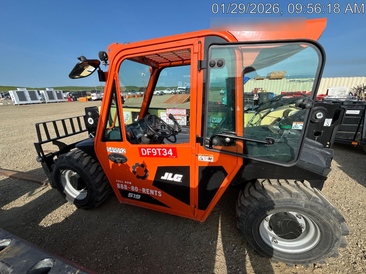 2025 JLG 519